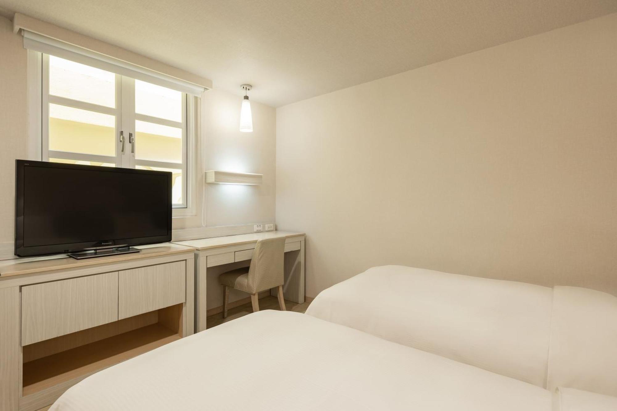 Kindness Hotel - Houyi Jiuru Kaohsiung Camera foto