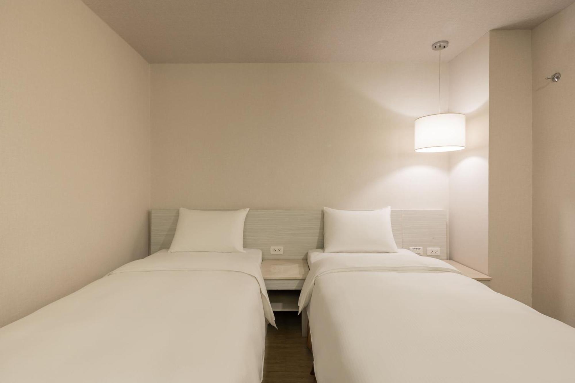 Kindness Hotel - Houyi Jiuru Kaohsiung Camera foto